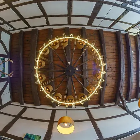 Hoopen Restaurant Deele Hotel Warburg