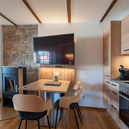 Hoopen Restaurant Deele 호텔 4*