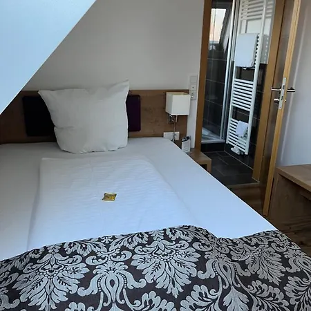 Hoopen Restaurant Deele Hotel Warburg