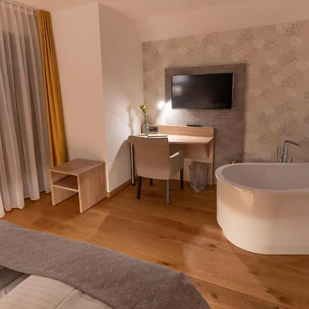 Hoopen Restaurant Deele Hotel