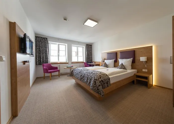 Hoopen Restaurant Deele 酒店 4*