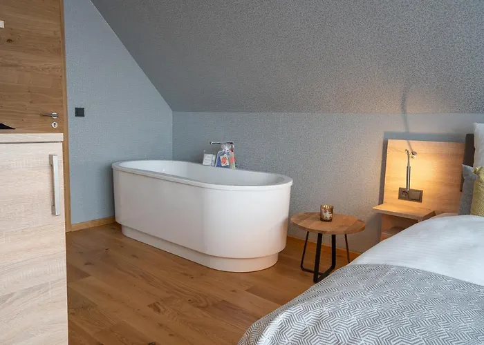 Hoopen Restaurant Deele 酒店