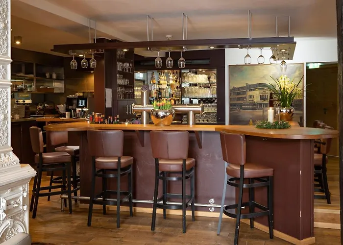 酒店 Hoopen Restaurant Deele 瓦尔堡