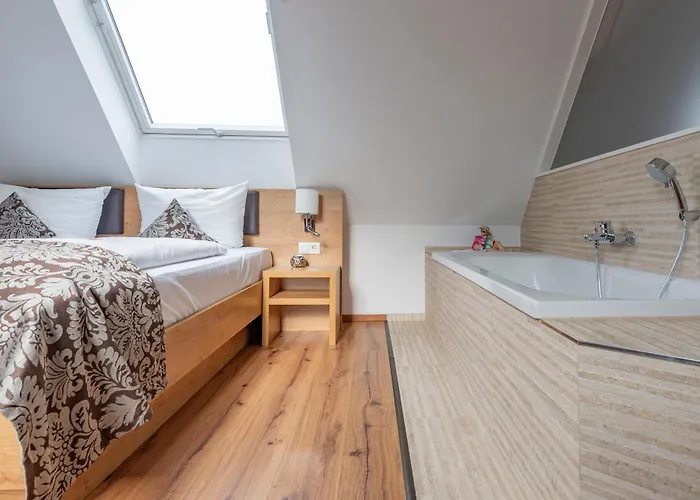 Hoopen Restaurant Deele 4*