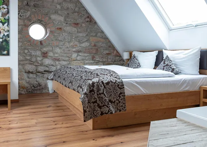 Hoopen Restaurant Deele 酒店