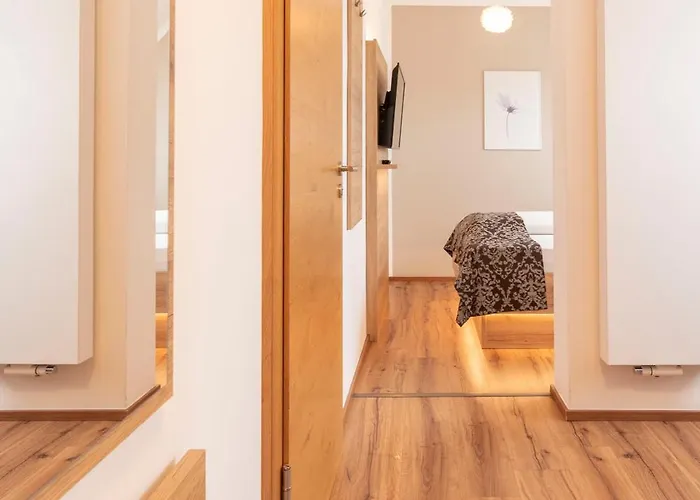 Hoopen Restaurant Deele 4*